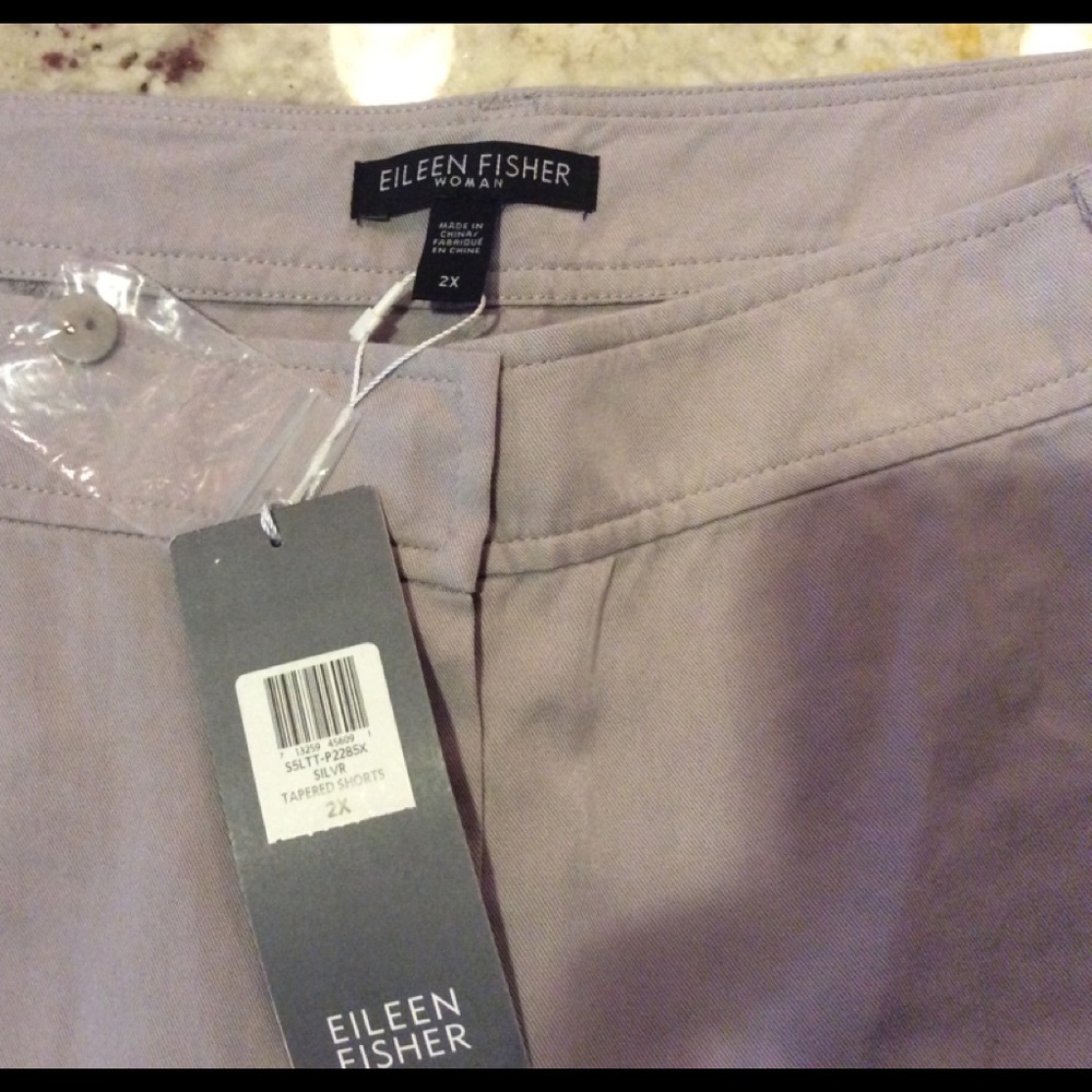 Eileen Fisher shorts size 2 X NWT